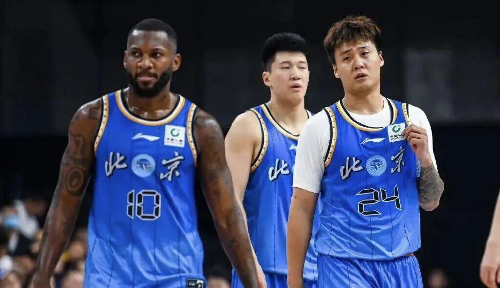 乐鱼体育下载-CBA男篮动态更新！带来北京男篮赵睿、新小外援，广东男篮新大外援以及辽宁男篮哈维的最新消息